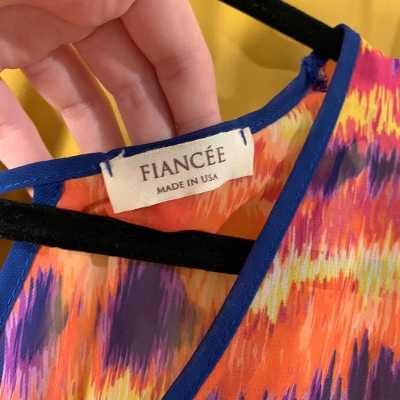 Funky Print Wrap Back Cut Out Flowing Tank - Picture 3 of 6